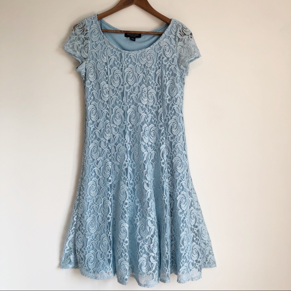 Perceptions Blue Lace Short Sleeved Skater Dress S - Picture 9 of 16
